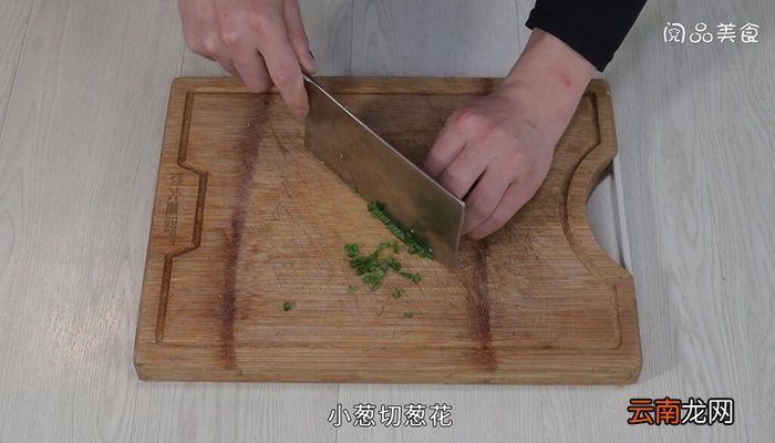 萝卜丝焖饭的做法 萝卜丝焖饭怎么做