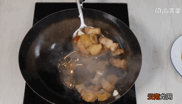 油豆腐烧肉的做法，油豆腐烧肉怎么做