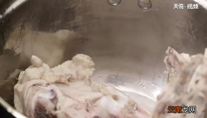 杏仁肥鸭的做法 杏仁肥鸭怎么做