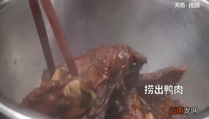 杏仁肥鸭的做法 杏仁肥鸭怎么做
