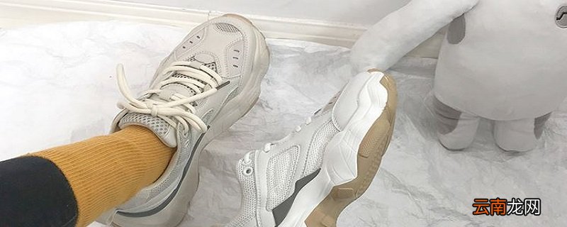 运动鞋可以搭配阔腿裤吗 阔腿裤配运动鞋怎么样