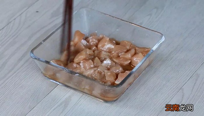 白果炒鸡丁的做法 白果炒鸡丁怎么做