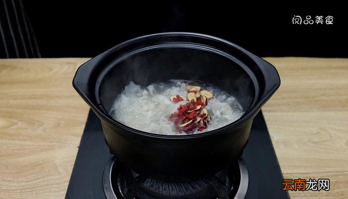莲子银耳汤的做法 莲子银耳汤怎么做好吃