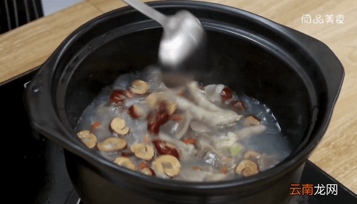红枣鸡脚鱼肚汤的做法 红枣鸡脚鱼肚汤怎么做好吃