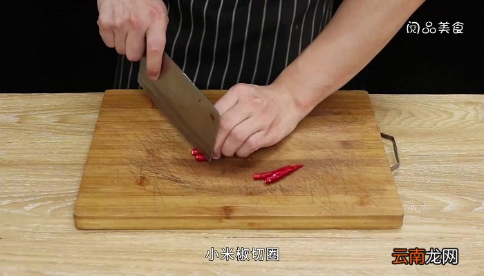 柠檬蒸鸡怎么做 柠檬蒸鸡做法