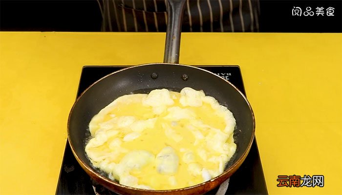 芝香杂菜煎蛋饼的做法 芝香杂菜煎蛋饼怎么做