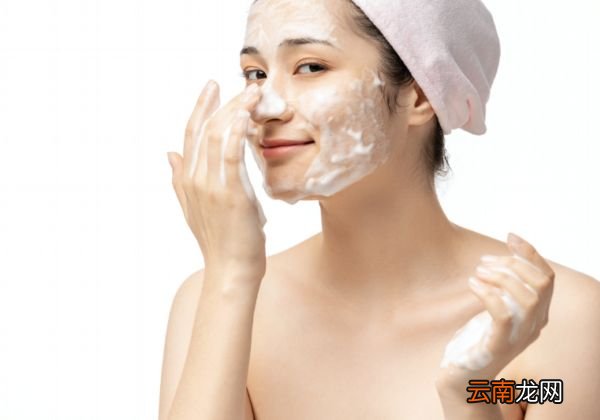 洗面奶怎么用洗面奶的使用方法
