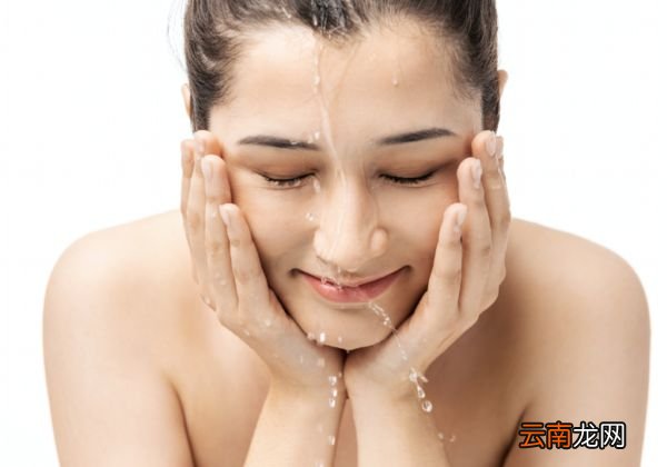 洗面奶怎么用洗面奶的使用方法
