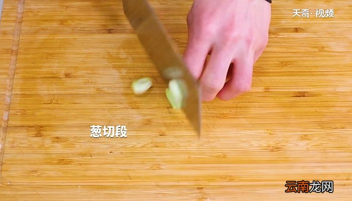 蛤蜊炖鸡怎么做 蛤蜊炖鸡的做法