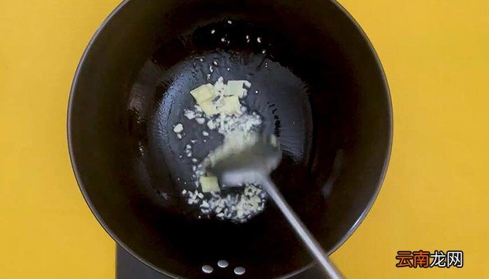 白菜木耳豆皮怎么炒 白菜木耳豆皮的做法