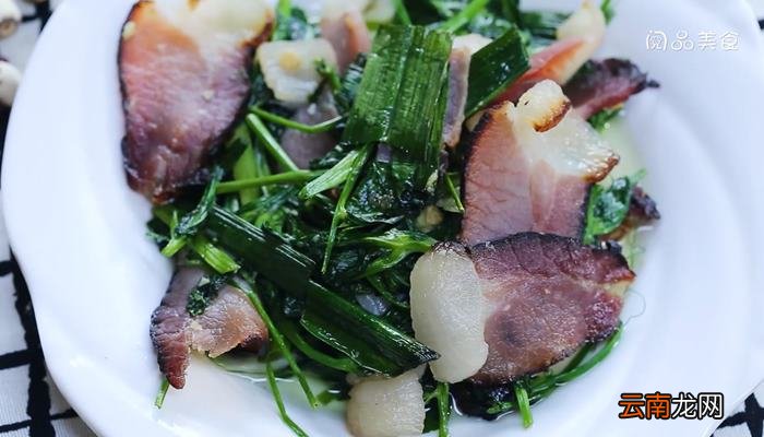 老腊肉炒豌豆尖怎么做 老腊肉炒豌豆尖的做法