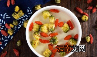 枸杞泡水一次放多少 枸杞泡水有什么功效