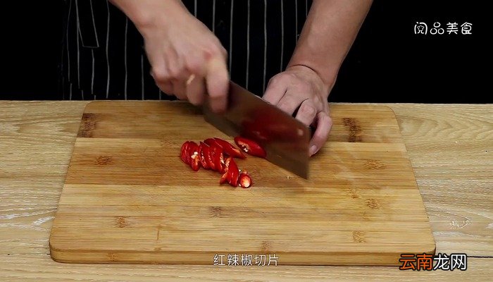 猪血炒豆干的做法 猪血炒豆干怎么做好吃