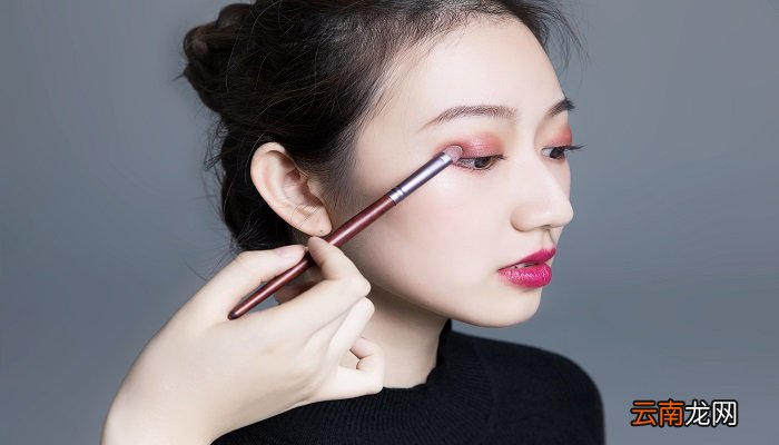 欧美眼妆怎么画 欧美眼妆的特点