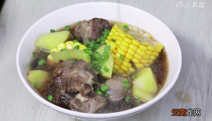 玉米和土豆怎么炖汤 玉米和土豆炖汤的做法