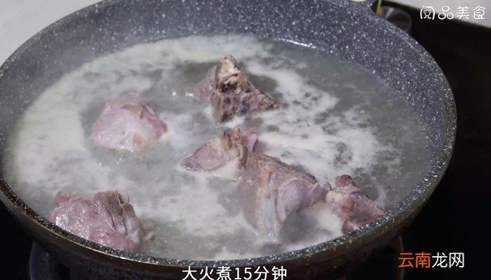 玉米和土豆怎么炖汤 玉米和土豆炖汤的做法