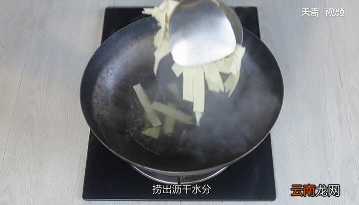 如何做酱炒豆腐皮 酱炒豆腐皮的做法