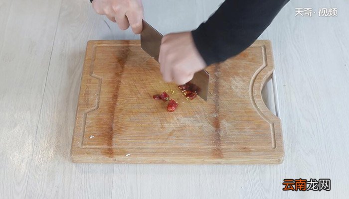 如何做酱炒豆腐皮 酱炒豆腐皮的做法