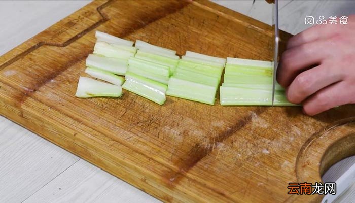 芹菜怎么炒不老 炒芹菜
