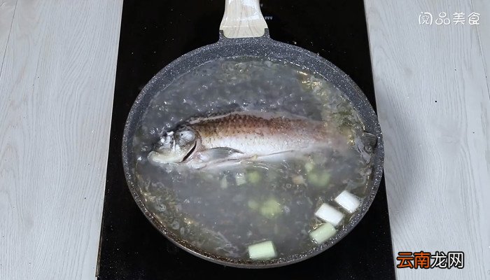 鲫鱼淮山汤怎么做 鲫鱼淮山汤的做法