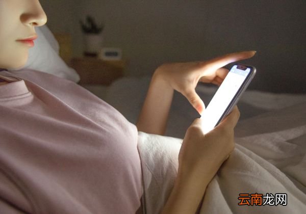 a醇用后必须关灯吗 露得清a醇如何使用