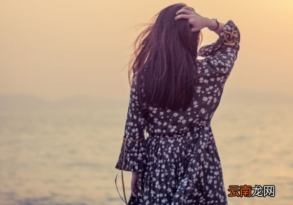 夏季穿裙子搭配什么鞋 夏季裙子要怎么搭配鞋子