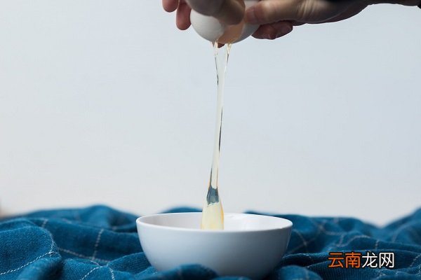 珍珠粉鸡蛋清面膜功效 蛋清珍珠粉敷脸功效