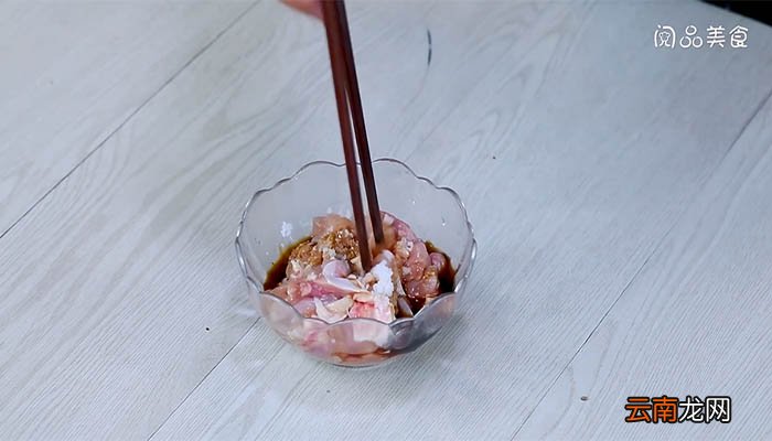 尖椒鸡腿的做法 如何做尖椒鸡腿