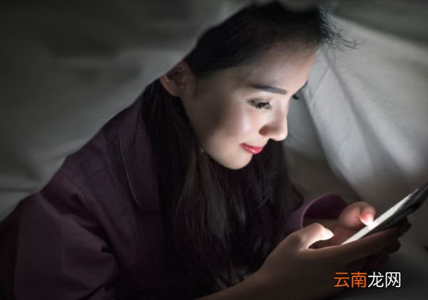 嘴角长痘怎么办 嘴角长痘要怎么做