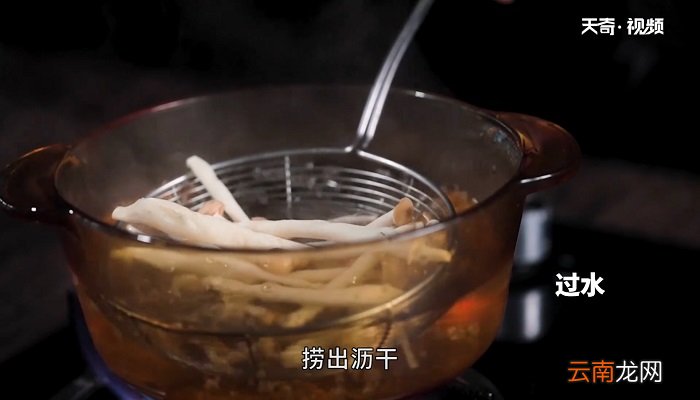 清炒芦笋蟹味菇怎么做 清炒芦笋蟹味菇的做法