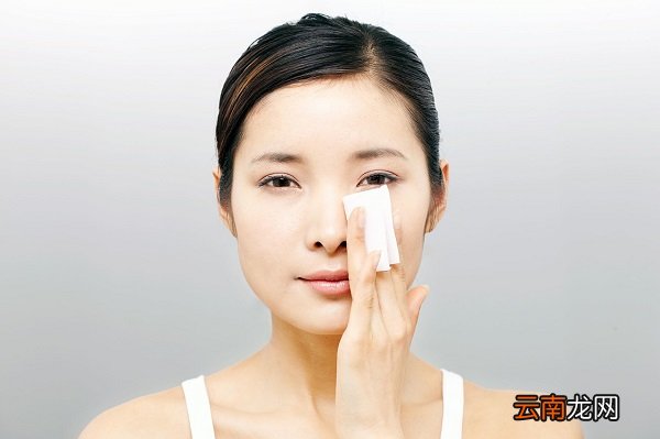 润肤霜的正确使用方法 润肤霜如何正确使用