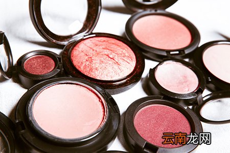 腮红颜色有哪些 腮红分什么色系