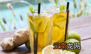 喝柠檬水有什么好处和坏处 喝柠檬水的益处
