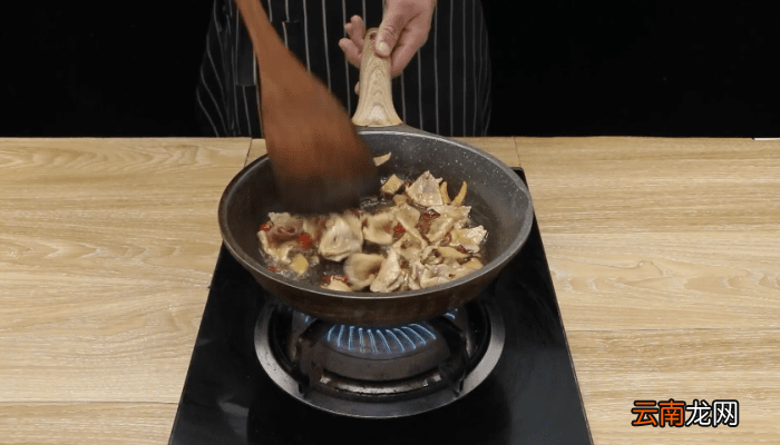 酸菜白肉的做法 酸菜白肉怎么做好吃