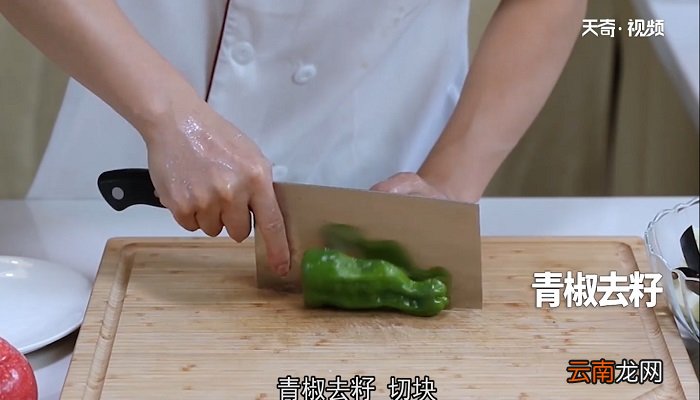 青椒肉末茄子的做法 青椒肉末茄子怎么做