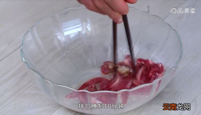 蚝油土豆牛柳 蚝油土豆牛柳的家常做法