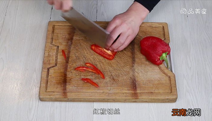 蚝油土豆牛柳 蚝油土豆牛柳的家常做法