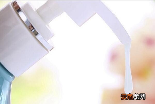衣服汗味洗不掉怎么办 怎么去除衣服顽固汗味