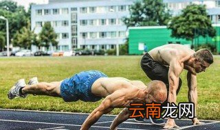 俄式俯卧撑训练方法 来看看具体怎么训练