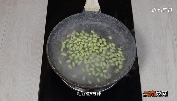 萝卜缨炒毛豆的做法 萝卜缨炒毛豆