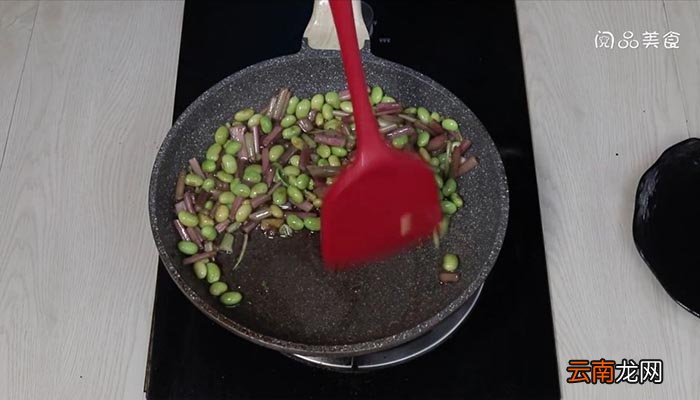 萝卜缨炒毛豆的做法 萝卜缨炒毛豆