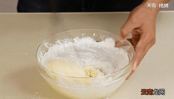 柠檬玛德琳蛋糕的做法 柠檬玛德琳蛋糕怎么做