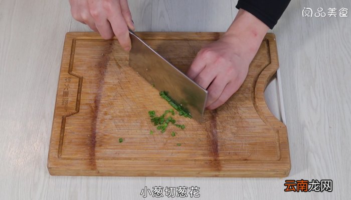 蚕豆蒸咸肉 蚕豆蒸咸肉的做法