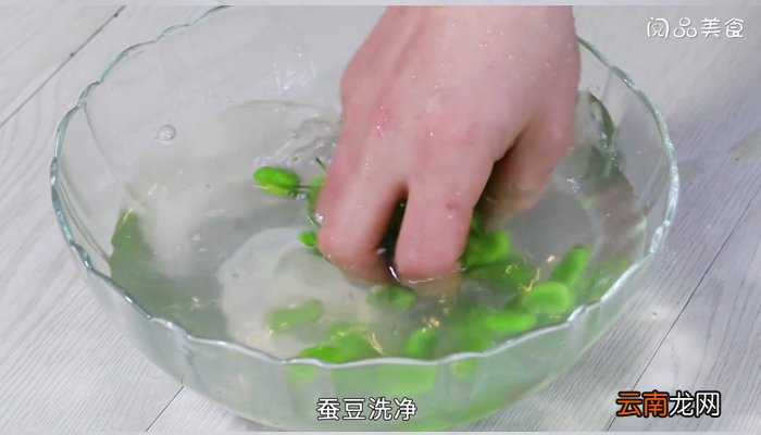 蚕豆蒸咸肉 蚕豆蒸咸肉的做法