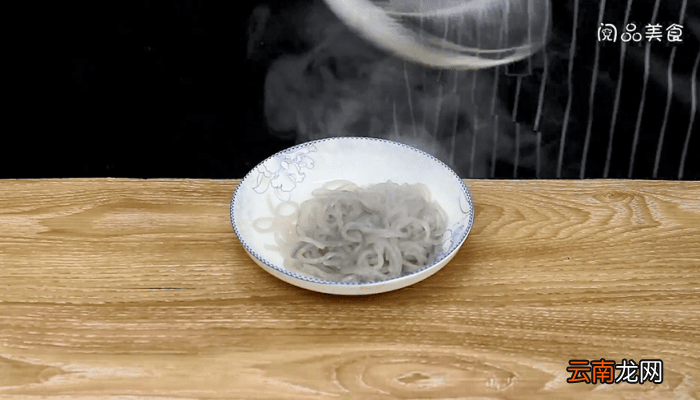 黄豆芽炒粉条 黄豆芽炒粉条的做法