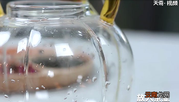 红花益母草茶怎么泡 红花益母草茶的做法