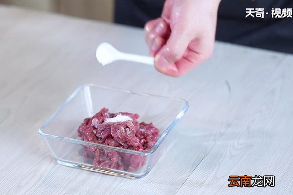 爆炒麻辣牛肉丝的做法 牛肉的好吃做法