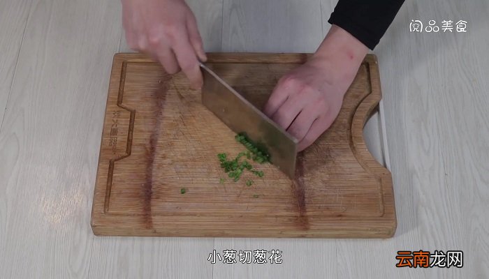 西兰花配蛋炒饭的做法 西兰花配蛋炒饭怎么做