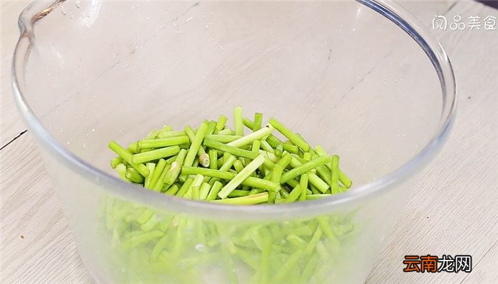 爽脆简单腌蒜苔怎么做 爽脆简单腌蒜苔的做法