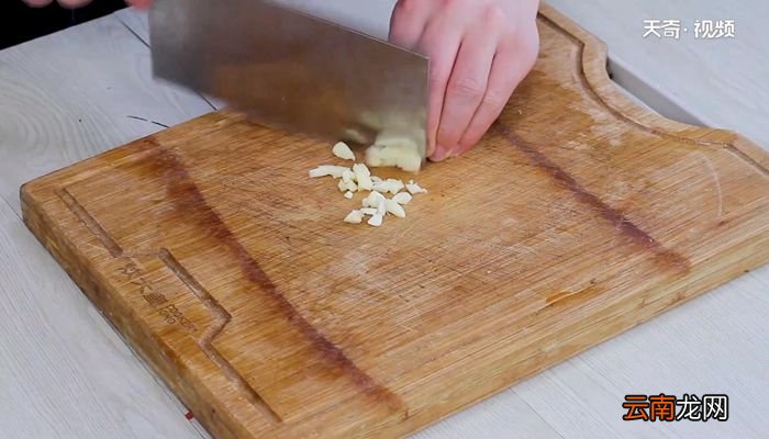 芹菜炖干豆腐的做法芹菜炖干豆腐怎么做